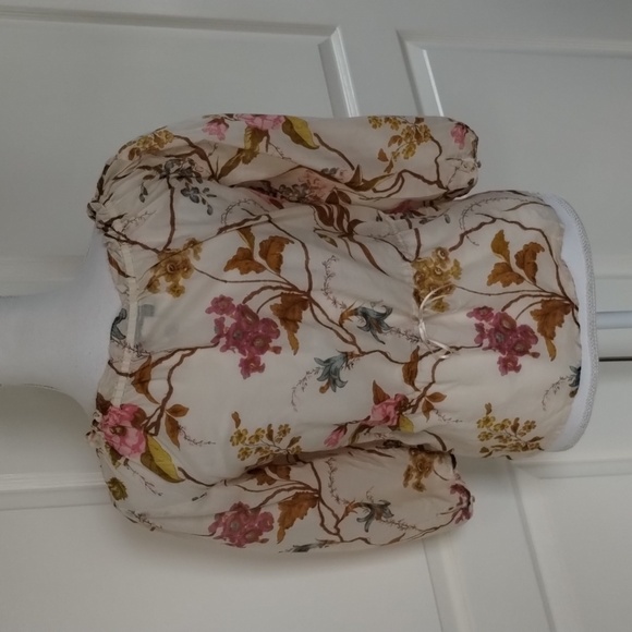 Telluride clothing Co. Women's medium cream floral blouse elbow sleeve - Picture 6 of 11